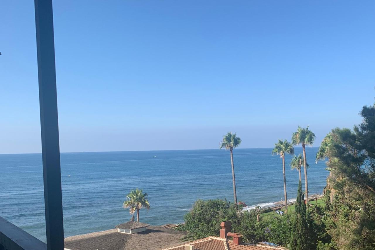 Lovely Beachfront Apartment In Calahonda Sitio de Calahonda Екстериор снимка