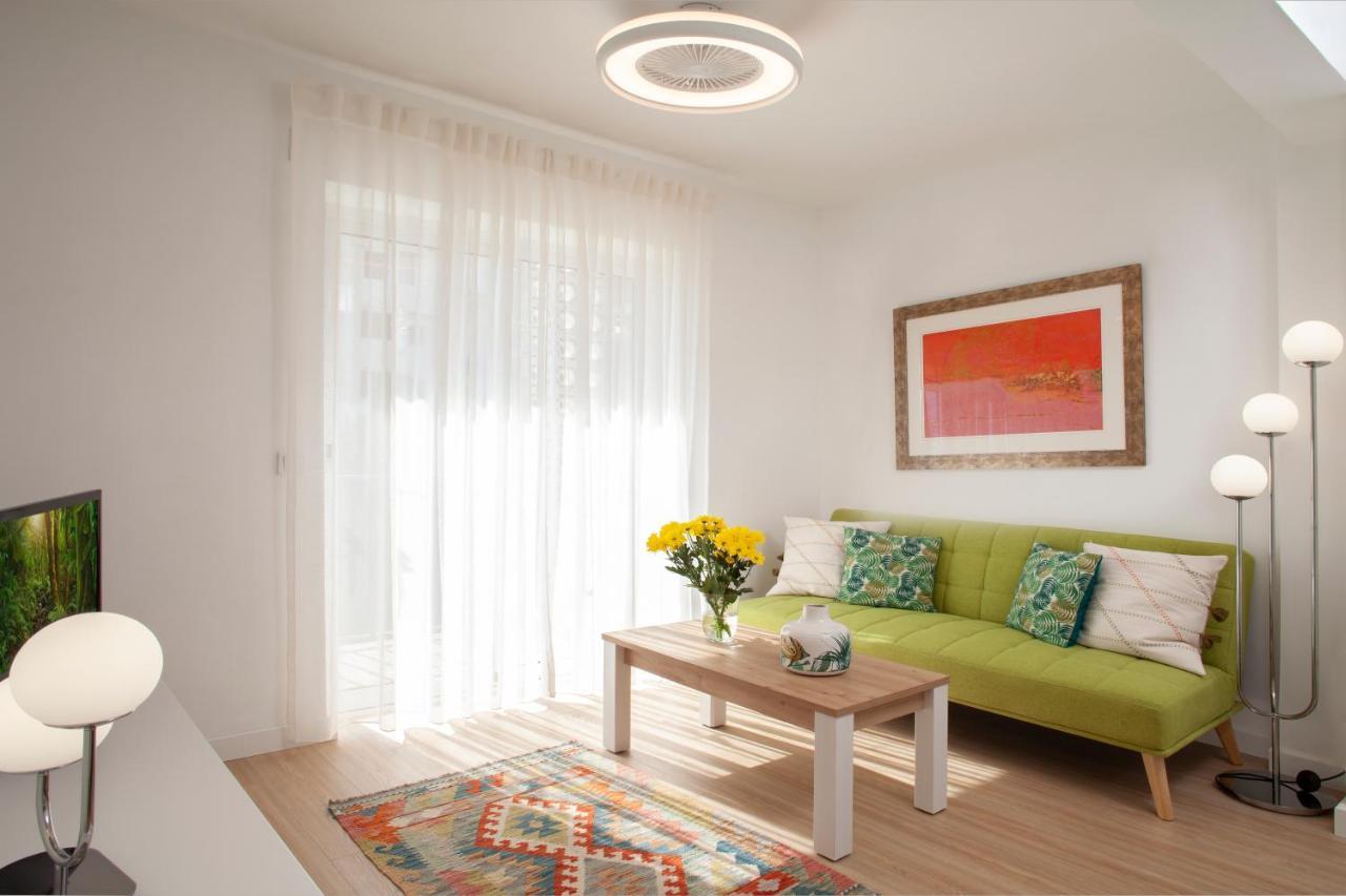 Lovely Beachfront Apartment In Calahonda Sitio de Calahonda Екстериор снимка